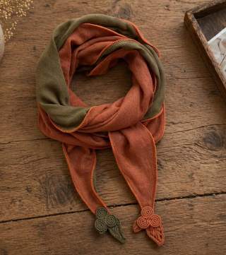 Handmade Linen Scarf - Image 4
